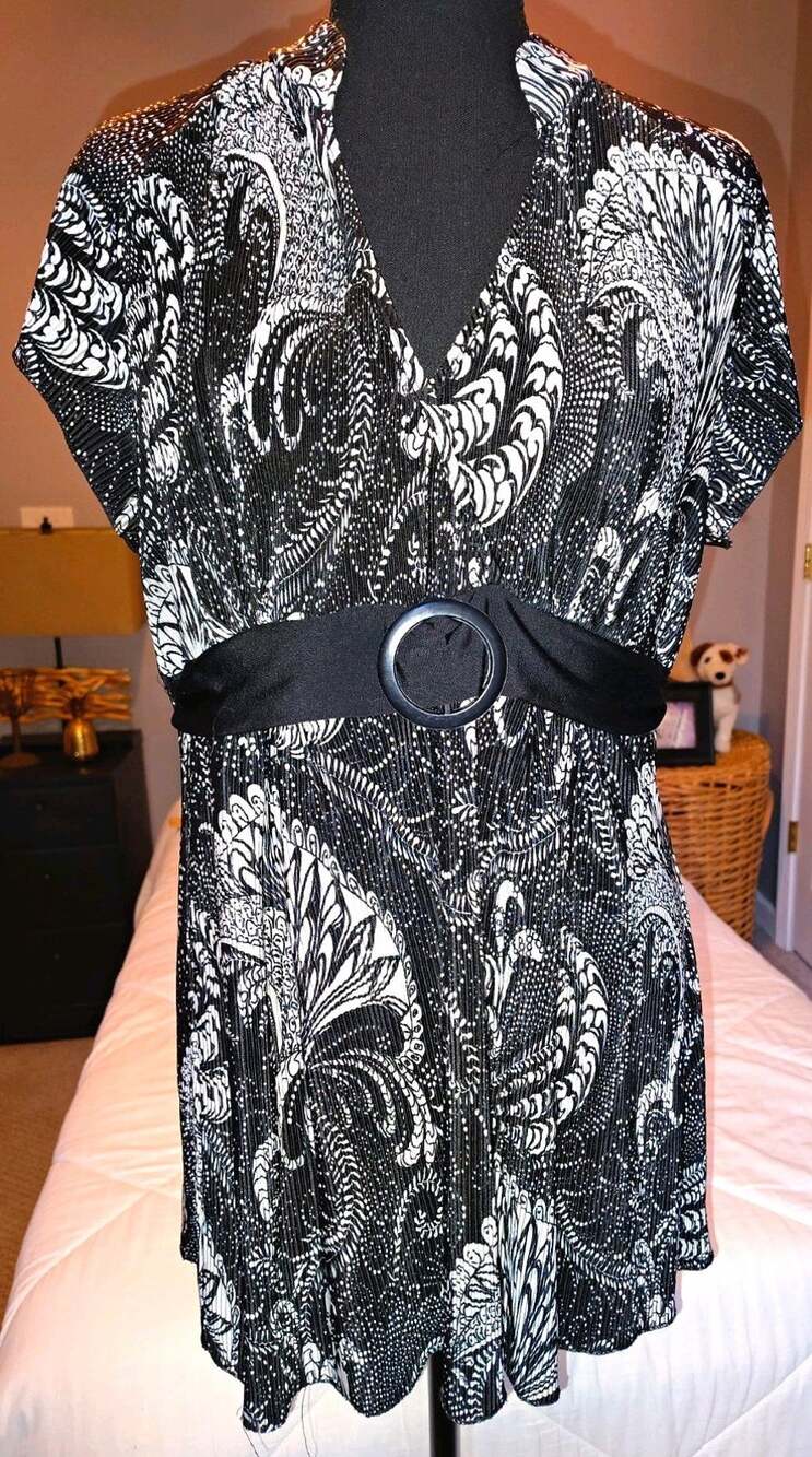 Nick & Sarah Womens Black White Paisley V-Neck Cap Sleeve Tunic Top Size M